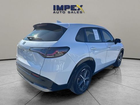 Used 2023 Honda HR-V EX-L image 5