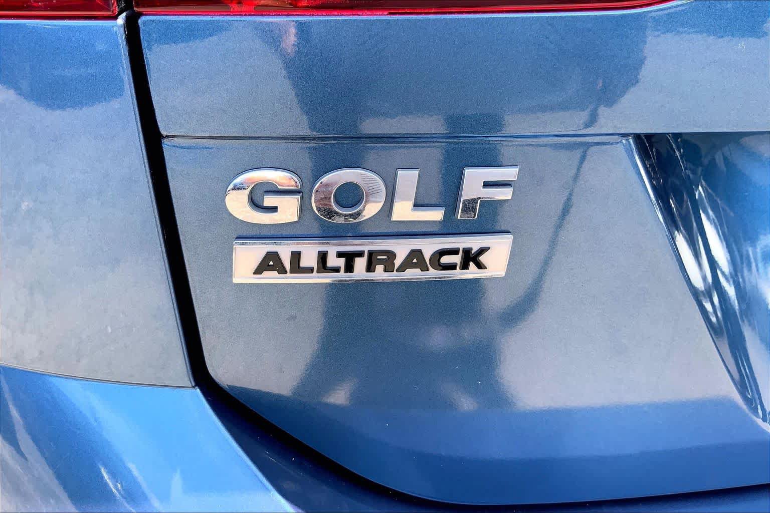 Used 2017 Volkswagen Golf Alltrack SE AWD/4WD image 7