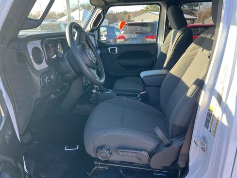 New 2026 Jeep Wrangler Unlimited Sport AWD/4WD image 21