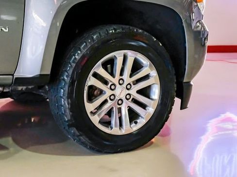 Used 2018 GMC Canyon SLT image 47