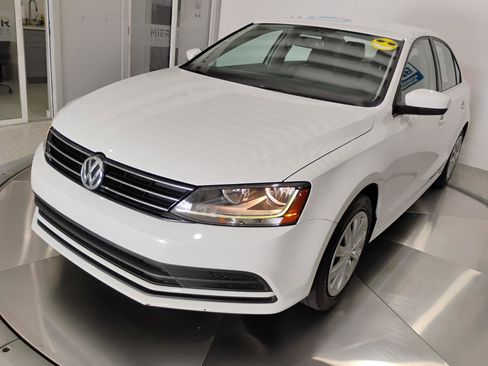Used 2017 Volkswagen Jetta S FWD image 16