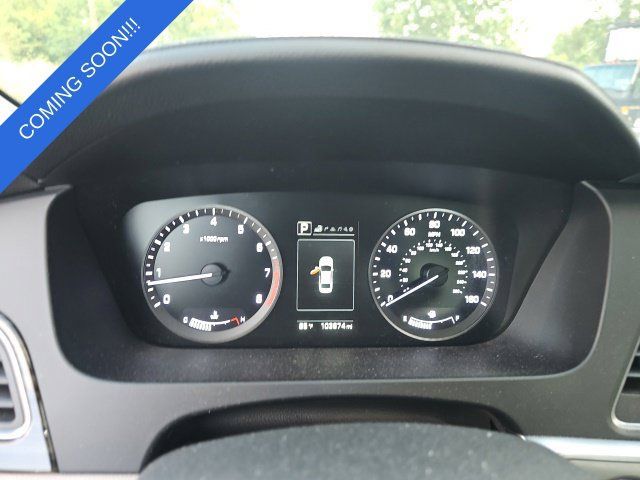 Used 2017 Hyundai Sonata Limited w/ Ultimate Package 04 FWD image 11