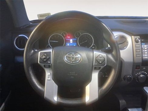 Used 2016 Toyota Tundra SR5 image 12