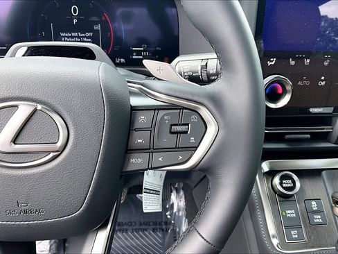 Used 2026 Lexus GX 550 w/ Cold Area Package image 24