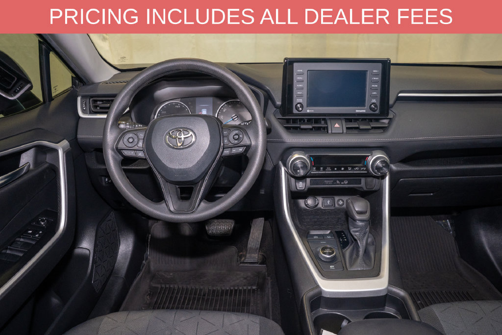 Used 2021 Toyota RAV4 XLE AWD/4WD image 6