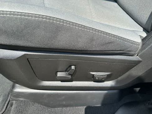 Certified 2024 RAM 2500 Big Horn AWD/4WD image 12