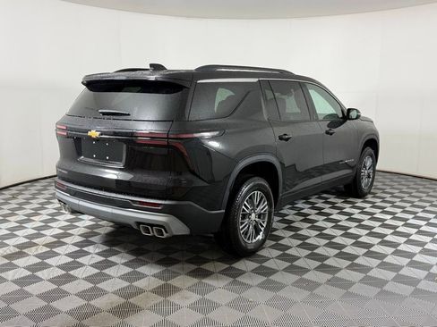 New 2026 Chevrolet Traverse LT FWD image 8