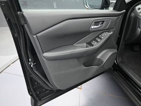 New 2026 Nissan Rogue SV image 27