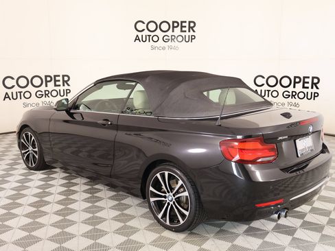 Used 2020 BMW 230i xDrive Convertible w/ Convenience Package AWD/4WD image 22