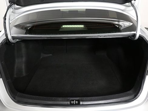 Used 2023 Toyota Corolla LE image 27