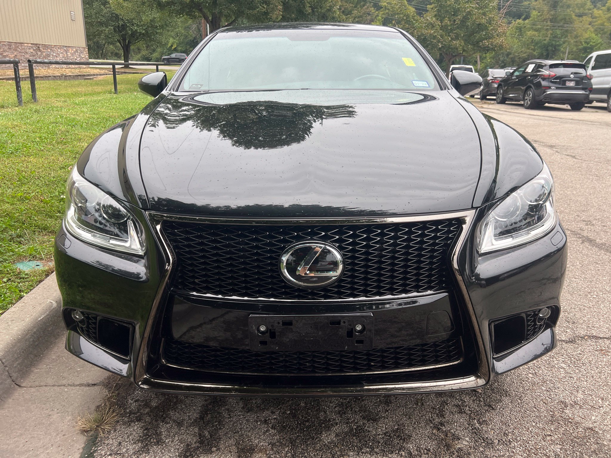 Used 2017 Lexus LS 460 w/ F Sport Midnight Edition RWD image 2