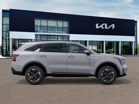 New 2026 Kia Sorento S w/ S Panoramic Sunroof Package image 7
