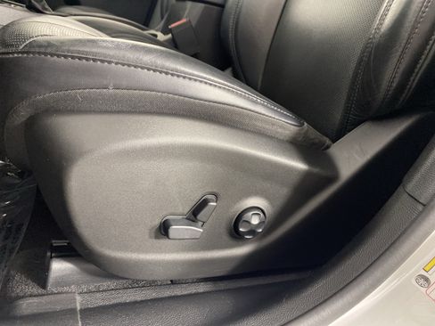Used 2020 Jeep Cherokee Limited AWD/4WD image 17