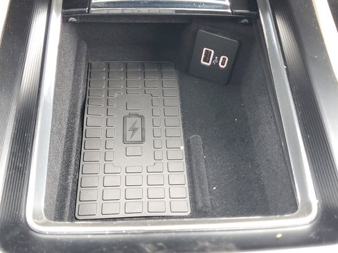 New 2026 Lincoln Corsair Premiere image 23