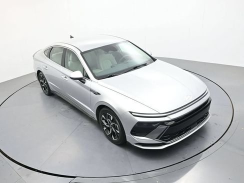 Used 2024 Hyundai Sonata SEL FWD image 22