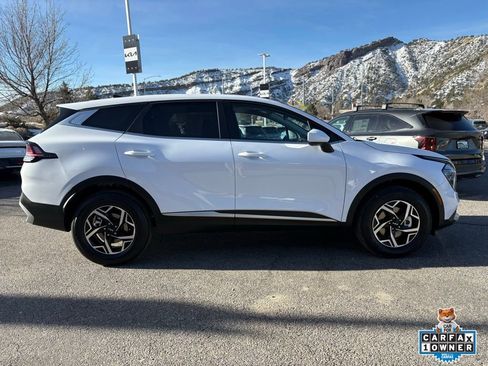 Certified 2025 Kia Sportage LX image 10