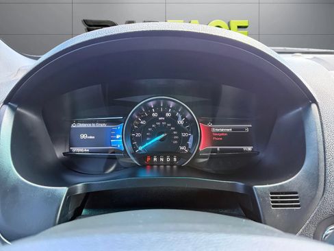 Used 2018 Ford Explorer XLT w/ Equipment Group 202A AWD/4WD image 29