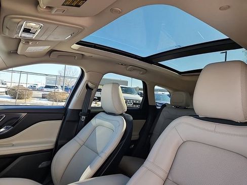 New 2025 Lincoln Corsair Grand Touring w/ Jet Appearance Package image 24