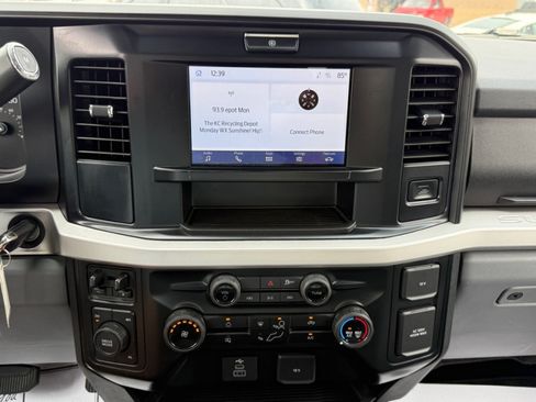 Used 2025 Ford F350 XLT AWD/4WD image 12