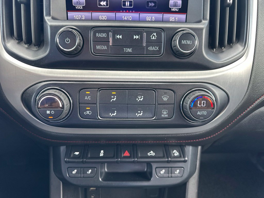 Used 2015 GMC Canyon SLE w/ All-Terrain Package AWD/4WD image 4