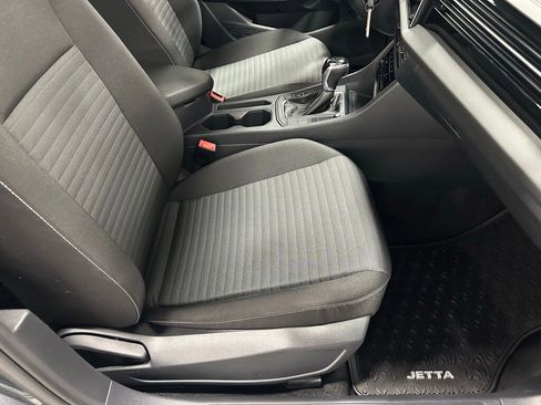 Used 2025 Volkswagen Jetta S image 54