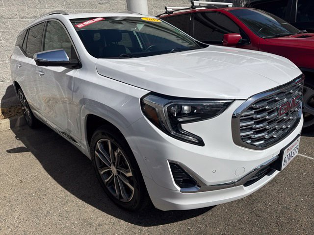 Used 2019 GMC Terrain Denali w/ Advanced Safety Package AWD/4WD image 1