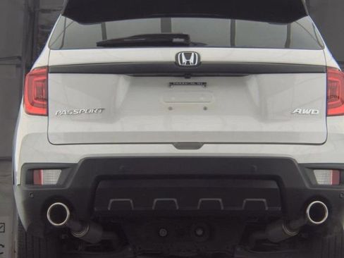 Used 2023 Honda Passport EX-L image 7