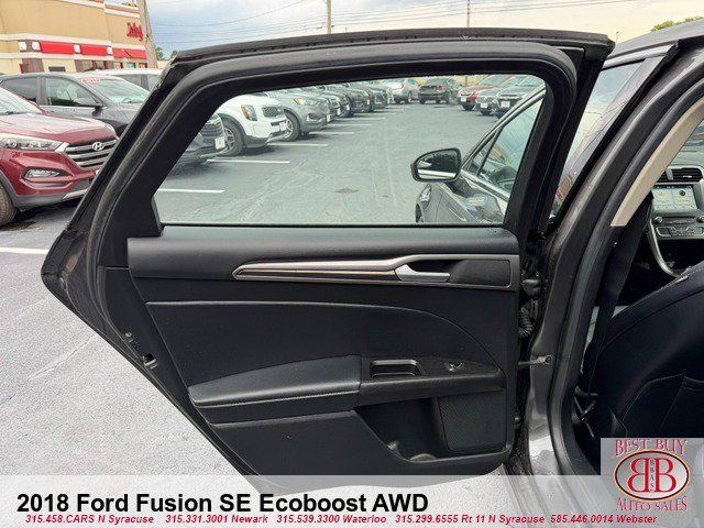 Used 2018 Ford Fusion SE w/ Fusion SE Technology Package AWD/4WD image 11