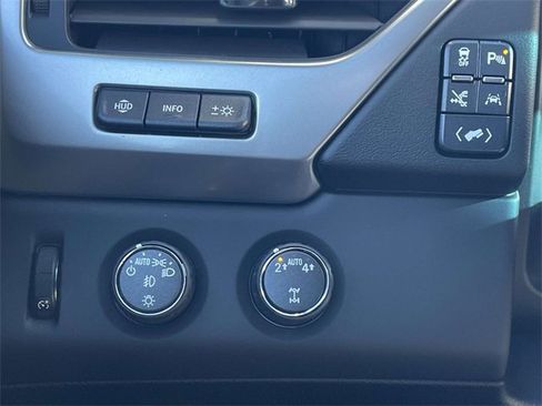 Used 2020 Chevrolet Tahoe Premier image 26