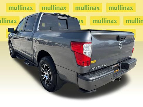 Used 2021 Nissan Titan SV w/ SV Convenience Package RWD image 8