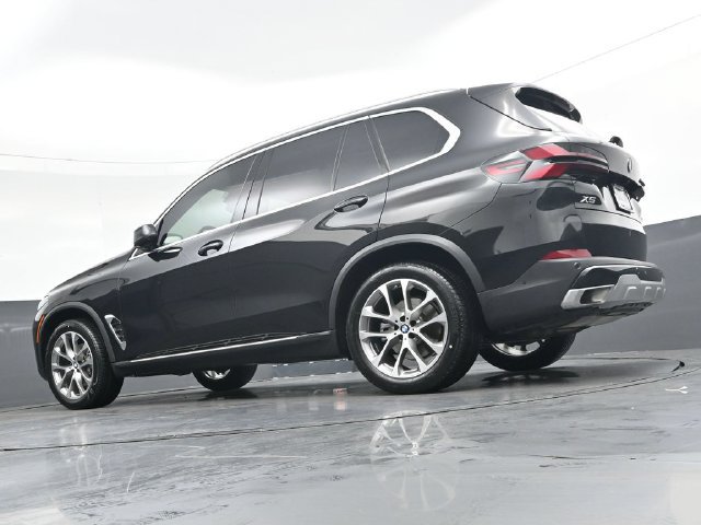 Certified 2024 BMW X5 sDrive40i w/ Premium Package RWD image 34