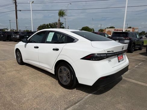 Used 2026 Nissan Sentra S w/ Floor Mat Package FWD image 3