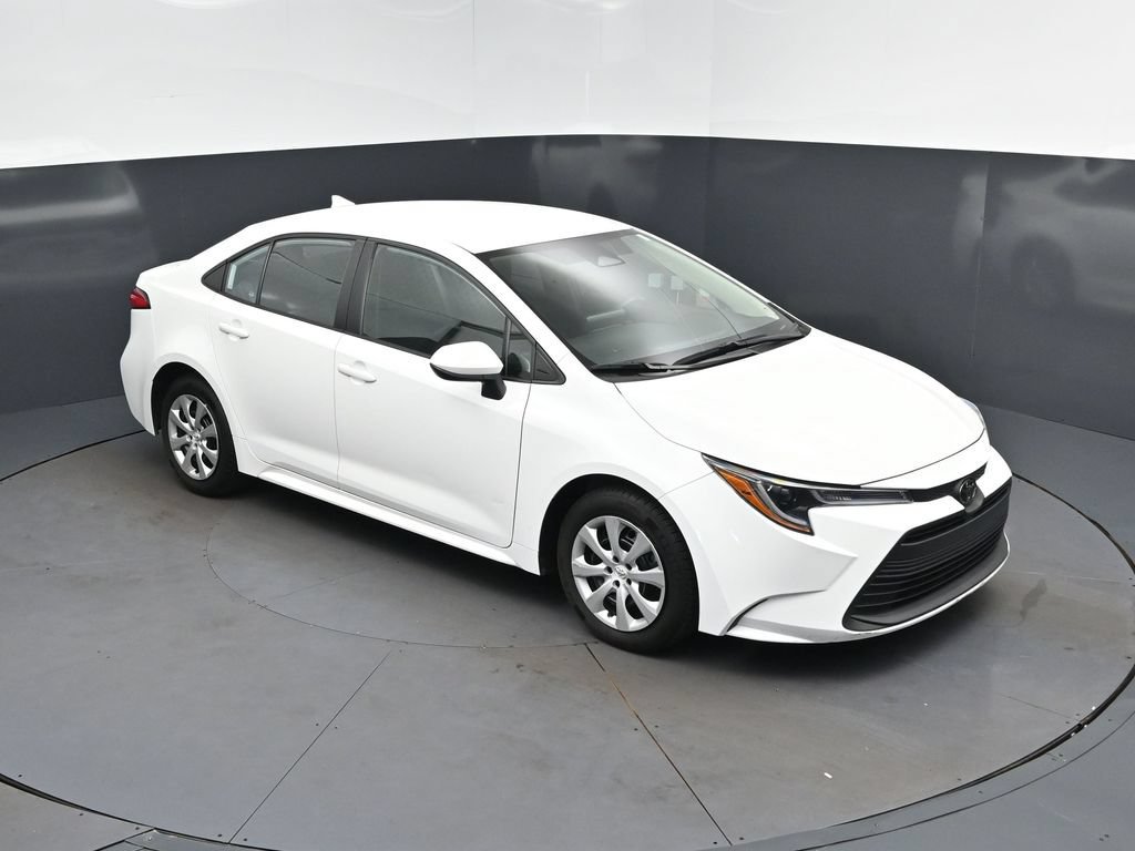 Used 2024 Toyota Corolla LE FWD image 36