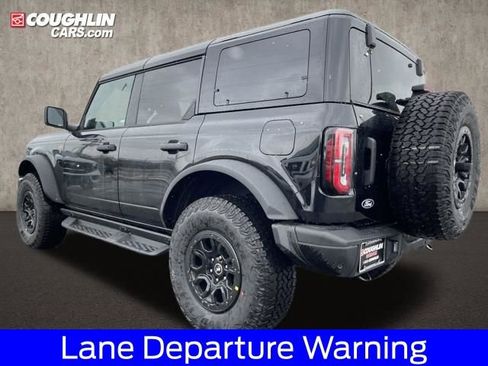 New 2026 Ford Bronco Badlands image 3