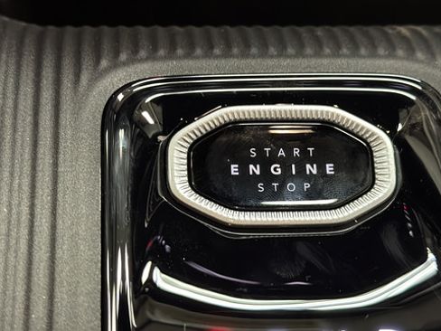 New 2026 Jeep Cherokee Limited AWD/4WD image 19