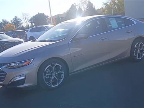 Used 2023 Chevrolet Malibu LT image 7