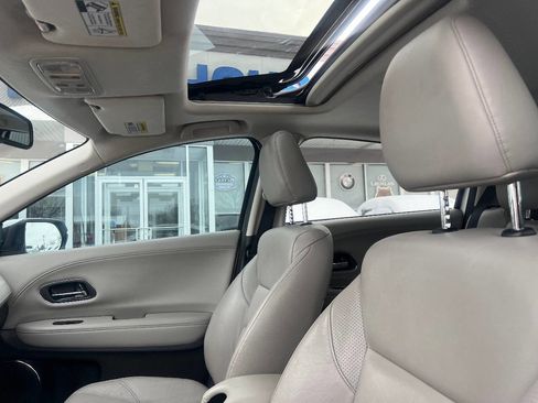 Used 2016 Honda HR-V EX-L image 17