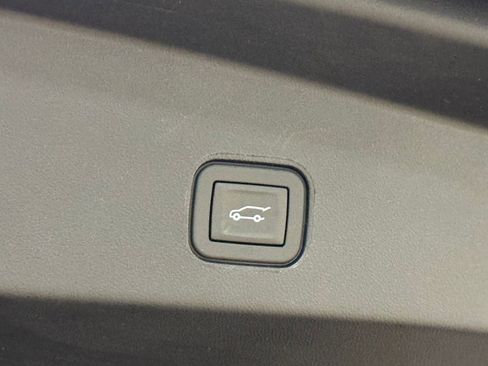 New 2026 Cadillac Lyriq Sport image 21