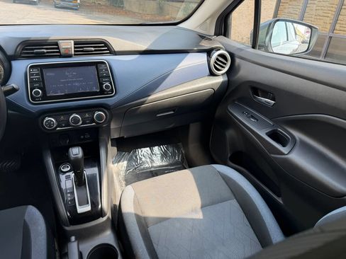Used 2023 Nissan Versa SV FWD image 15