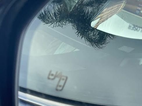 Used 2023 VinFast VF 8 Plus image 40