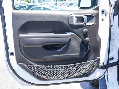 Used 2023 Jeep Wrangler Unlimited Sport AWD/4WD image 28