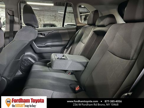 Certified 2025 Toyota RAV4 XLE AWD/4WD image 16