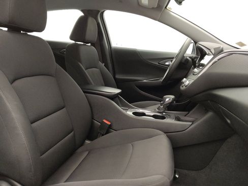 Used 2023 Chevrolet Malibu LS image 21
