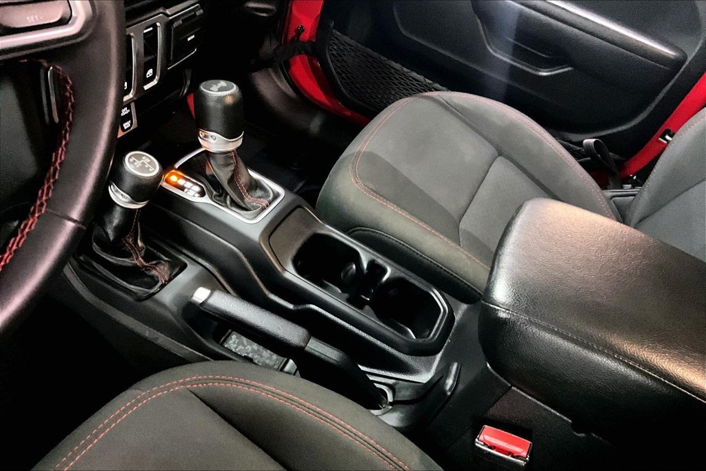 Used 2023 Jeep Wrangler Rubicon w/ LED Lighting Group AWD/4WD image 17