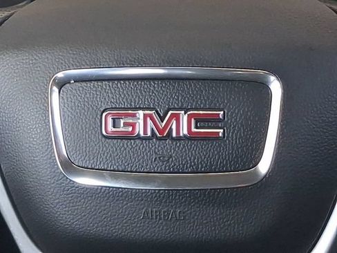 Used 2024 GMC Terrain SLE w/ Elevation Edition FWD image 13