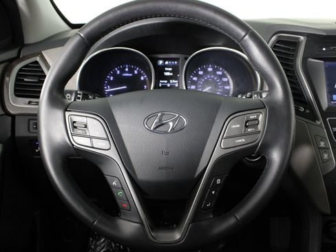 Used 2017 Hyundai Santa Fe Sport FWD image 8