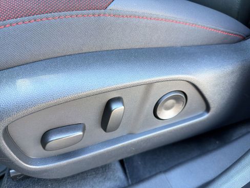 New 2026 Chevrolet Equinox RS image 14