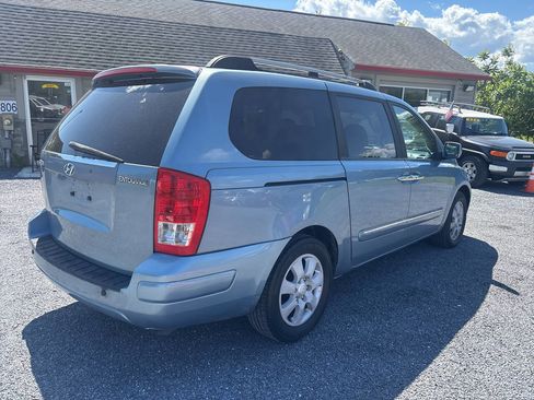 Used 2007 Hyundai Entourage Limited FWD image 7