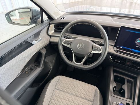 Used 2025 Volkswagen Tiguan S FWD image 26