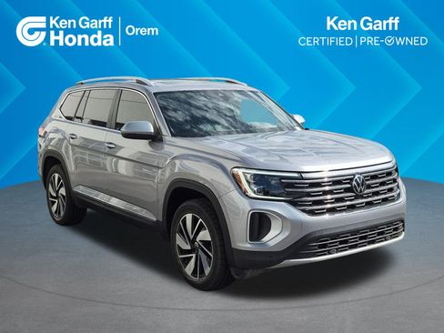 Used 2024 Volkswagen Atlas SEL AWD/4WD image 1